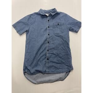 Modern Amusement Light Wt Denim SHORT SLEEVE BUTTON UP SHIRT Small
